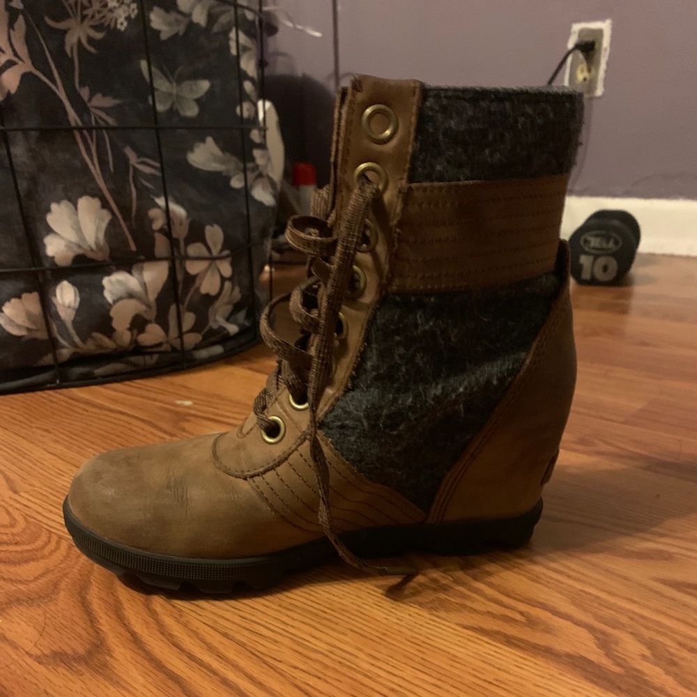 Sorel Wedges
